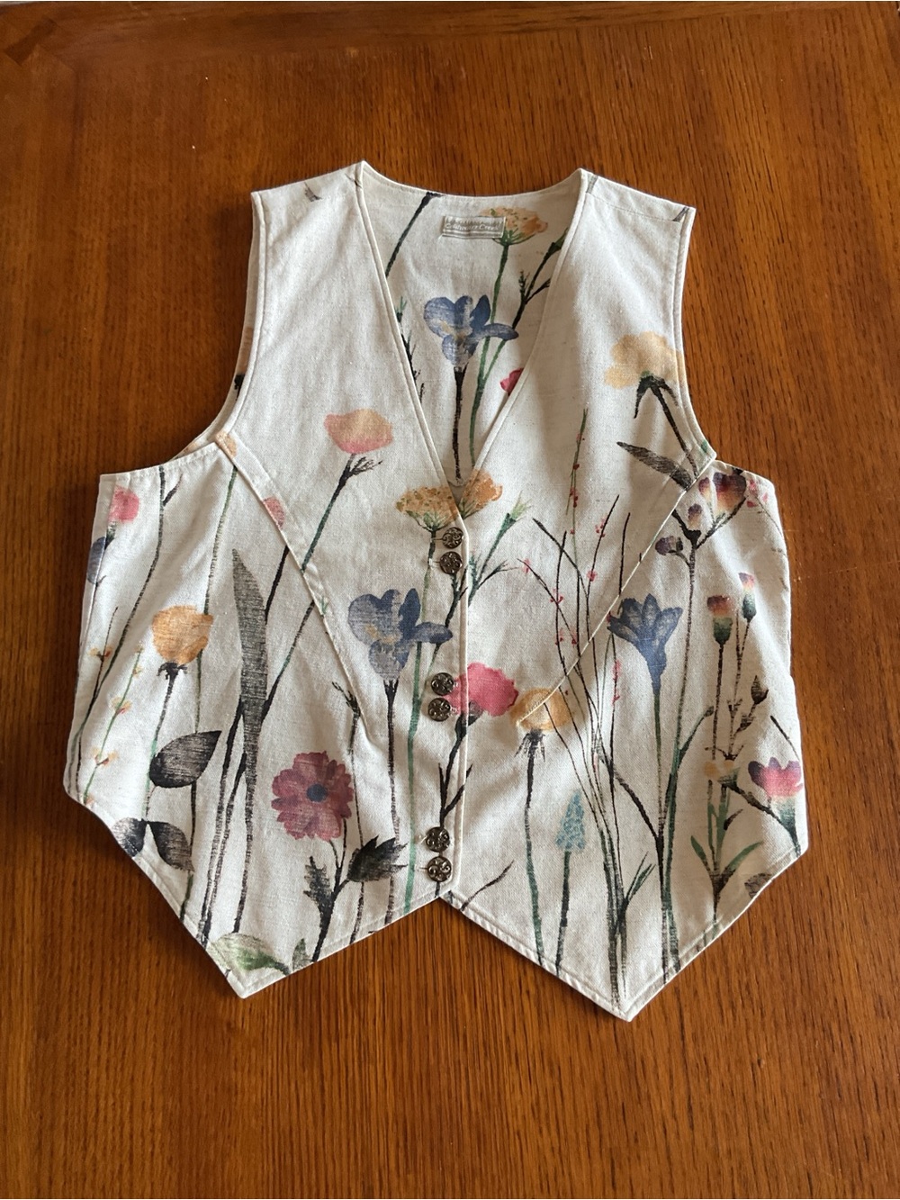 Coldwater Creek Floral painted Cream Vest Women NWOT PTP 19” medium fall floral - Picture 2 of 14